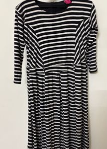 Casual Black and White Striped A-Line Midi Dress