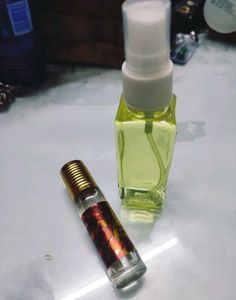 twoSandalwood Perfume Set