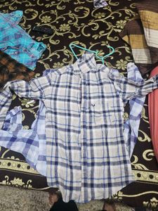 Men's Plaid Button-Down Shirt