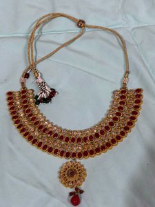 Stunning Red &amp; Crystal Necklace Set