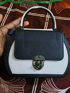 COMBO OFFER Black N White Bag & DUSKY PINK Purse