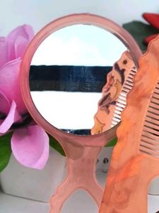 Cute Comb and Mirror Se
