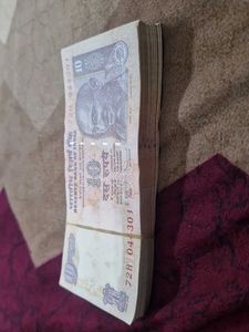 full pkt UNC Bundle of 10 Rupee Notes