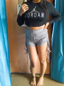 🤍✨Grey Ruched Bodycon Mini Shorts✨🤍