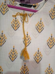Avaasa Women's Kurta