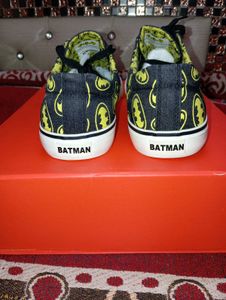 Batman men's graphic sneakers