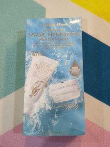 Charlotte Tilbury Magic Hydration Revival Duo