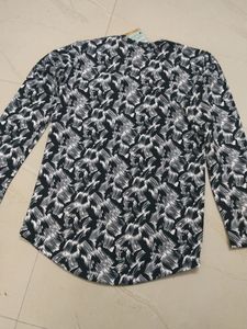 Block And White Printed T.Shirt
