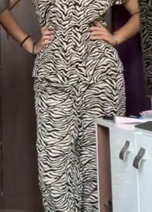 Stylish Zebra Print Pajama Set