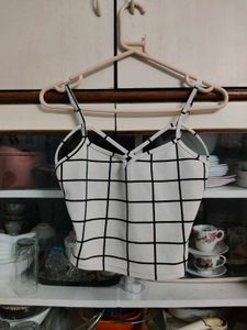 Grid Pattern Crop Top