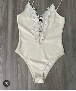 Elegant White Lace Trim Bodysuit