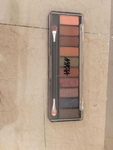 Nykaa Eyeshadow Palette