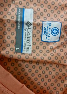 Columbia Long Sleeve Athletic Top