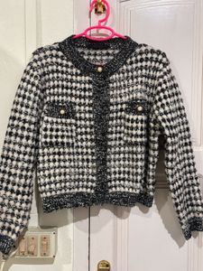 Chic Black & White Textured Jacket