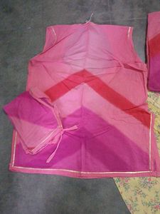 Beautiful Pink Bandhani Blouse Piece