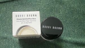 Bobbi Brown Vitamin Enriched Face Base
