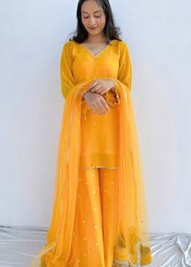 Yellow Brand New Alain’s Embroidered Designer Set