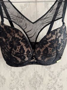 Elegant Black Lace Bra