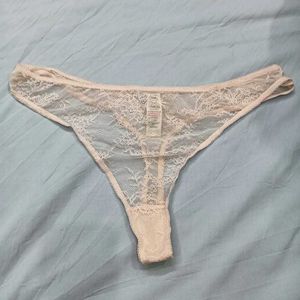 😍 Lace Thong Panty