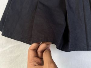 New me Black Pleated Mini Skirt XXS