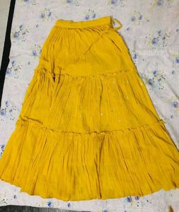 Elegant Yellow &amp; Green Embroidered Kurta Set