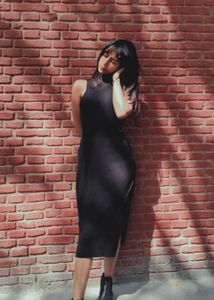 Sleek Black Ribbed Midi Dress