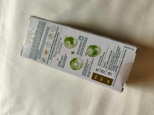 Himalaya Purifying Neem Face Serum