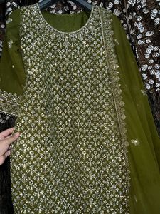 ( Price Drop!!)Pakistani Sharara Suit✨💗