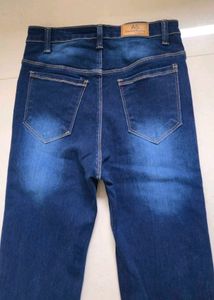 Stylish Flare Leg Jeans