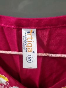 Embroidered Pink Kurta