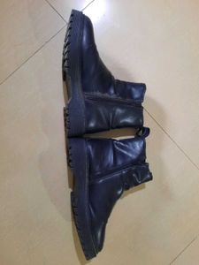 Stylish Black Leather Ankle Boots