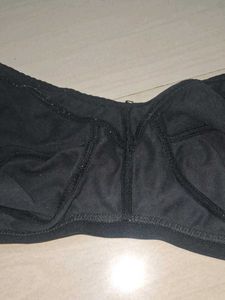 Black Bra of 1