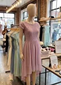 Elegant Lace & Tulle Party Dress