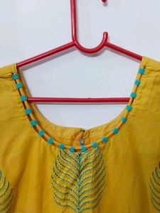 Yellow Leaf Print Kurta