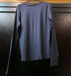 ✨ Stylish Combo Set – 2 Full Sleeve Tops ✨