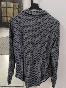 Stylish Printed Button-Up Shirt