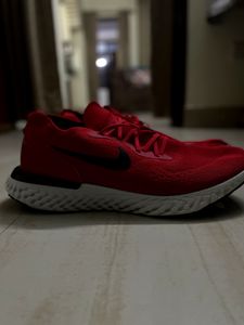Nike User Shoes Size 9.5