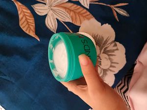 Pond's Face Moisturizer