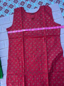 2 short kurtas