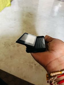 Nokia E7 Slide Phone