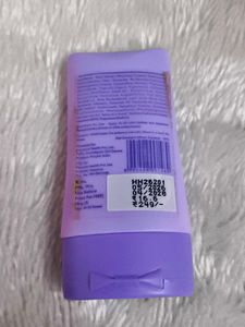 pack of 1 Arey Blueberry + Ceramides Sunscreen Wit