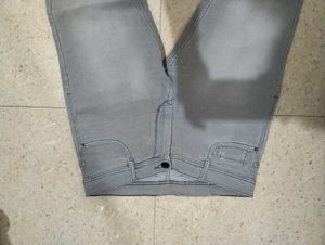 Men's Grey Denim Jeans
