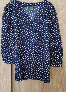 Heart printed Top - L Size