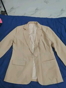Classic Beige Single-Button Blazer