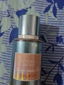 Victoria's Secret Bare Vanilla Splash Mist