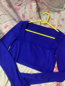 urbanic square neck Long Sleeve Crop Top