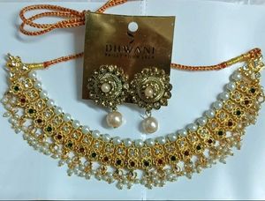 Gold toned red and green pearl Necklace & Earrings