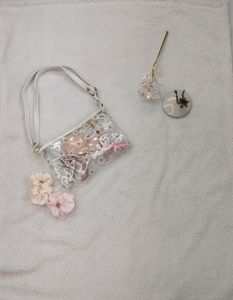 Daisy Print Sling Bag