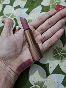 hyue bullet velvete kiss matte lipstick