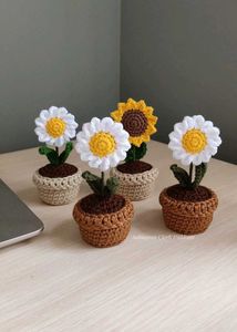 Crochet Daisy & Sunflower Decor